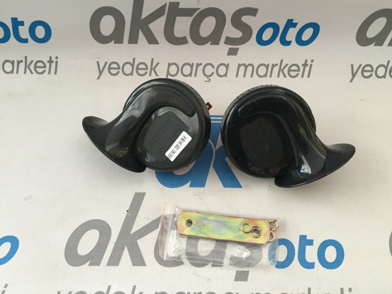 Korna Dat Çift Fişli Üniversal Her Araca Uyumlu