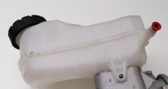 FREN HİDROLİK DEPOSU 460918629R CAPTUR DUSTER I II YENİ EXPRESS