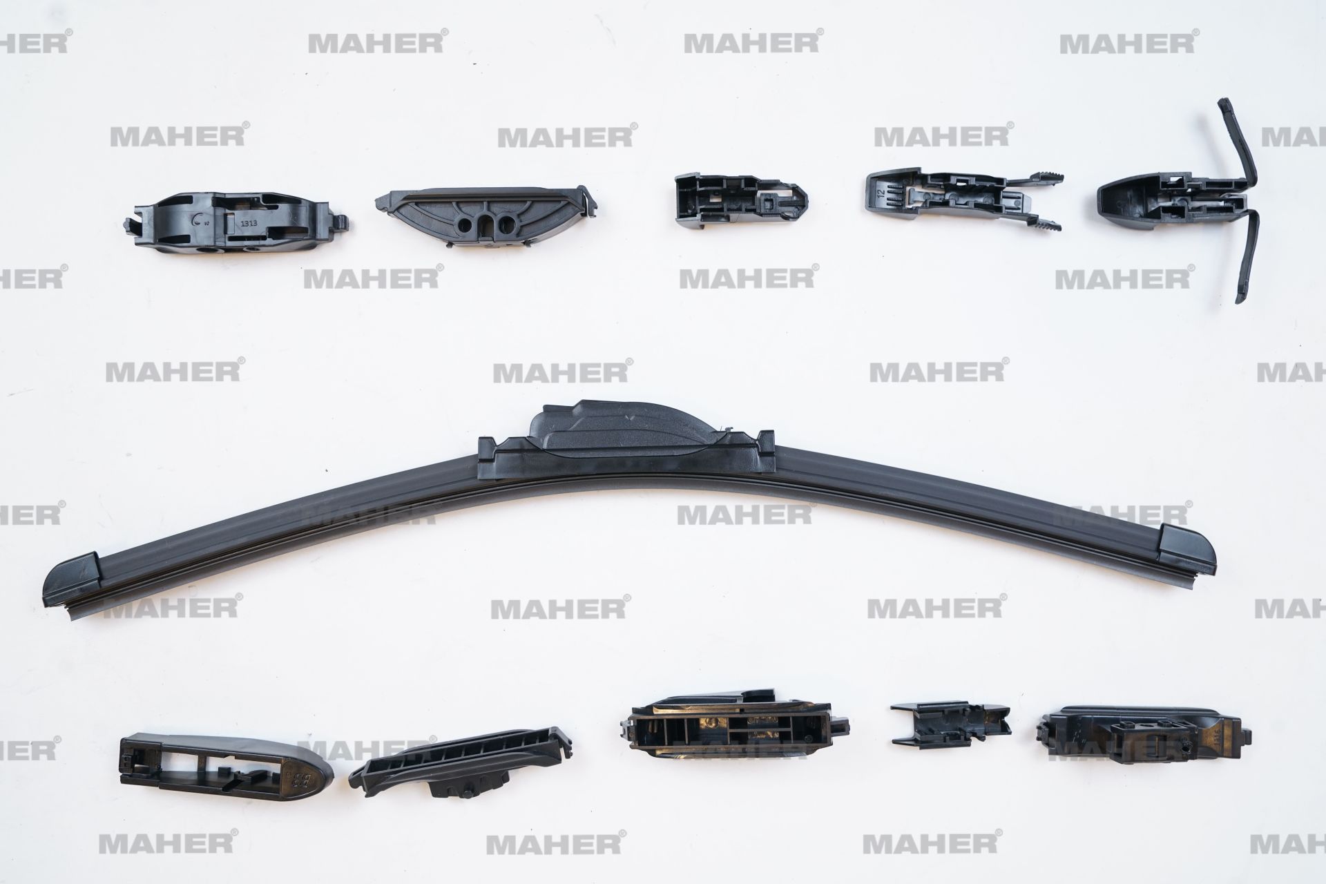 Silecek Süpürgesi Muz Tip Üniversal 16 Aparatlı 18'' (450Mm) 29965