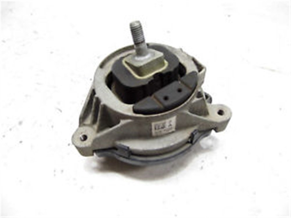 MOTOR TAKOZU LASTİK SOL F20/F30D BMW 22116787657