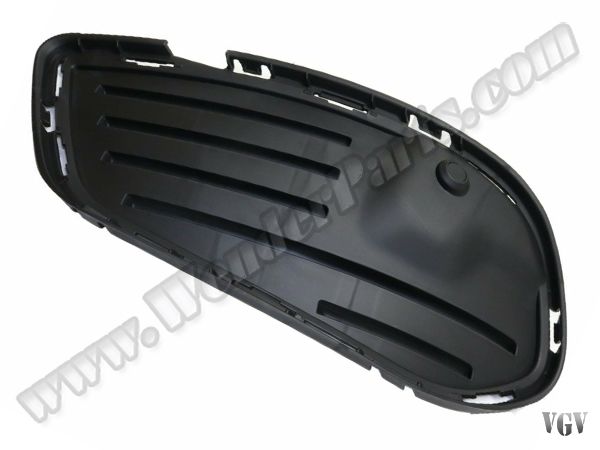 Tampon Izgara Kapağı W205 Ön İç Sol -AMG-