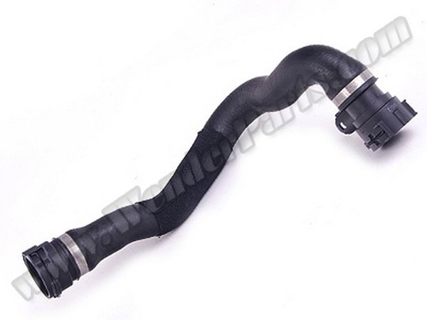 Radyatör Hortumu E39 E38 [M60 M62] Alt (Sağ) 1999-03 - 11537505229