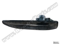 Çamurluk Sinyali E65 Sağ; (Füme) 2002-04 - 63137164758