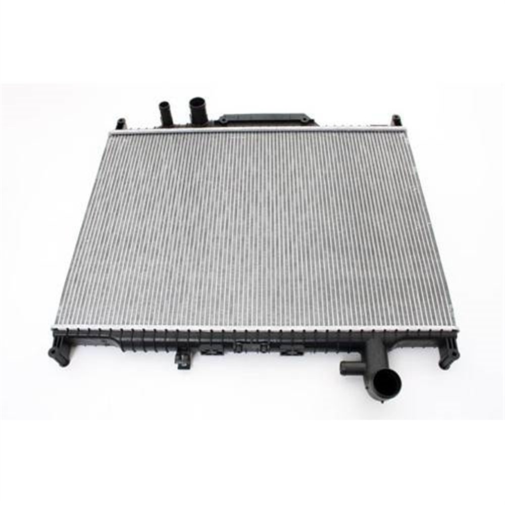 RADYATÖR LAND ROVER SPORT 2002-2012 LR015561