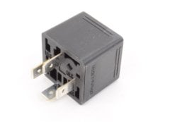 RÖLE E36/E39/E46/E38 (4 fişli) BMW 61311373585