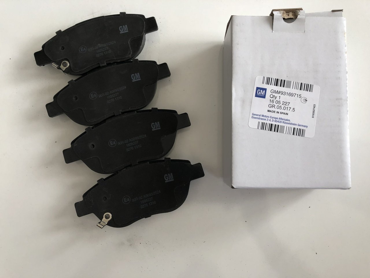 Fren Balatası Ön Corsa D A13Dtc Z13Dtj Z13Dth A13Dte Büyük Tıp 284 Mm Dıskler Içın 1605227 93189816 93169175 1605354