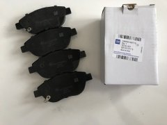 Fren Balatası Ön Corsa D A13Dtc Z13Dtj Z13Dth A13Dte Büyük Tıp 284 Mm Dıskler Içın 1605227 93189816 93169175 1605354