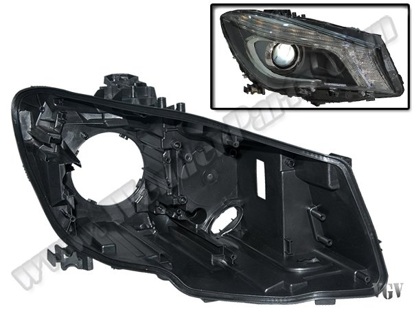 Far Kasası CLA:C117 Sağ; Bi-Xenon 2013-15 - ---