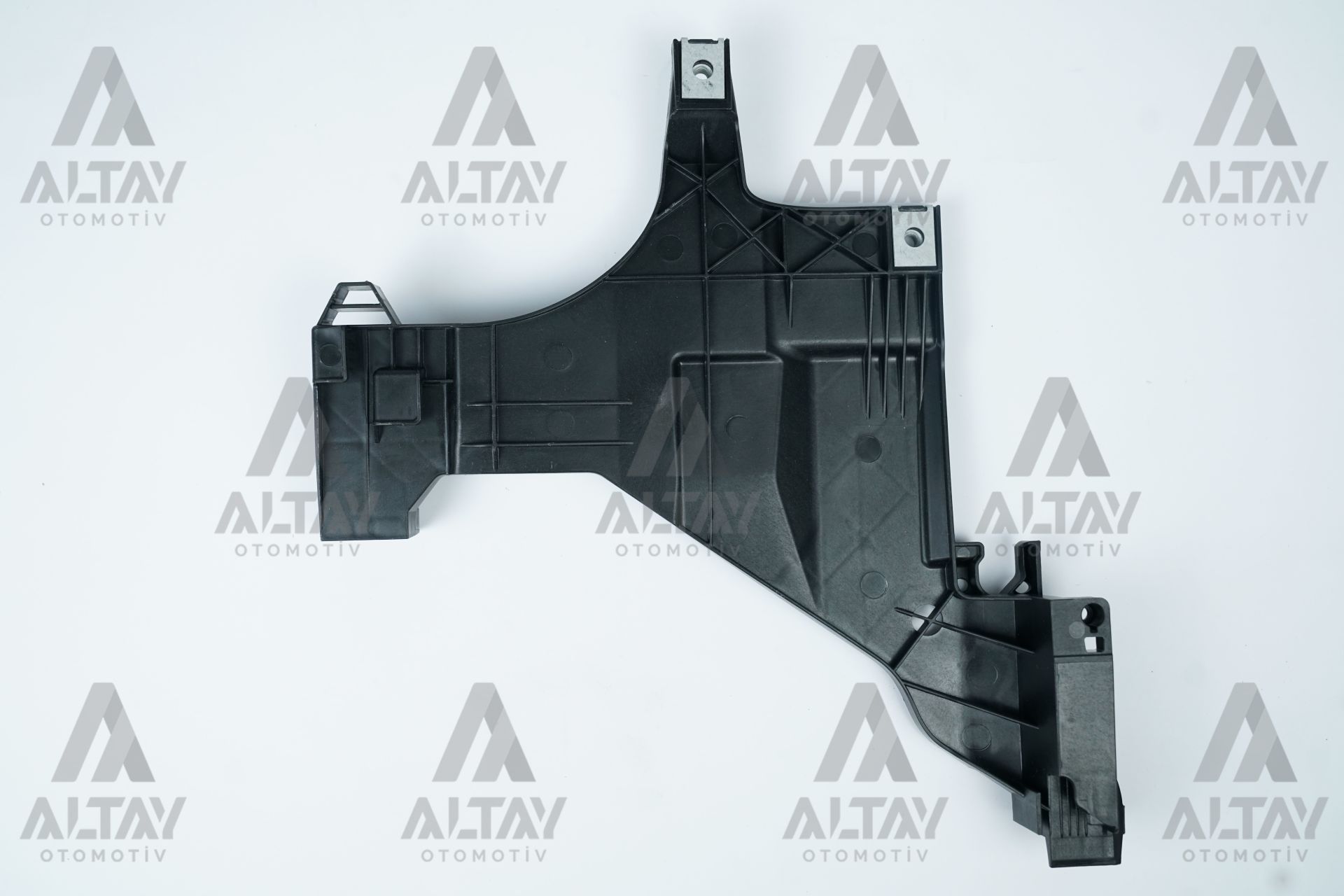 FAR BAĞLANTI BRAKETİ A4 / A5 13-15 ALT SAĞ
