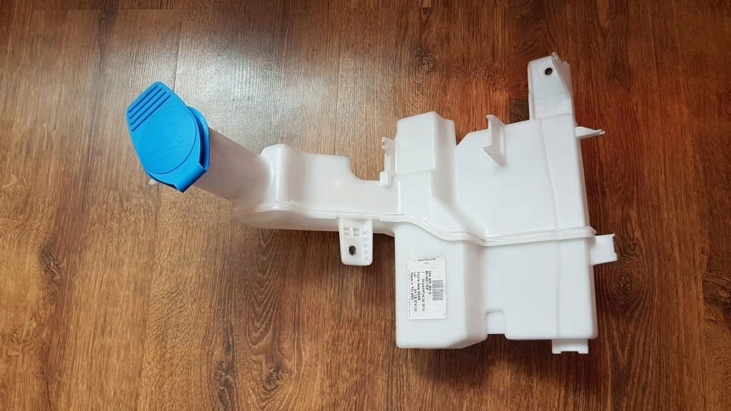 Silecek Su Deposu Üst Far Yıkamalı 1.6 Lt Passat 11-15 3Aa955453H