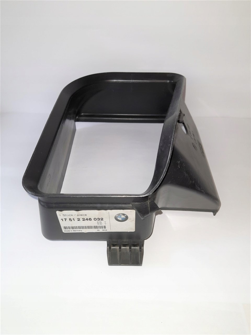 HAVALANDIRMA BAKALİTİ E39/E38/tds ÖN BMW 17512246032