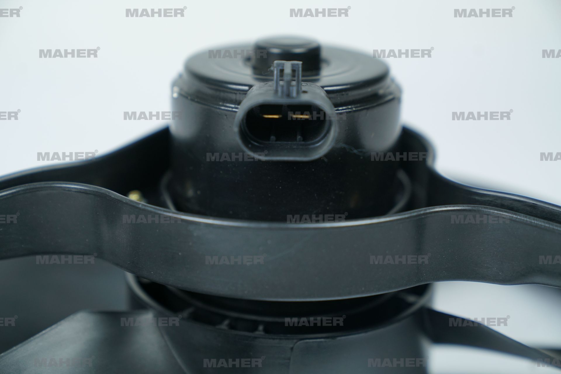 FAN RADYATÖR ASTRA F 91-98 / CORSA B 93-00 / VECTRA A 88-95 / 1.2-1.4-1.6- DAVLUMBAZLI 1341244