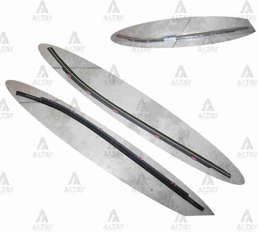 Cam Sıyırıcı Elantra 14-16 Arka Kapı Dış Sağ (Krom) 832203X510