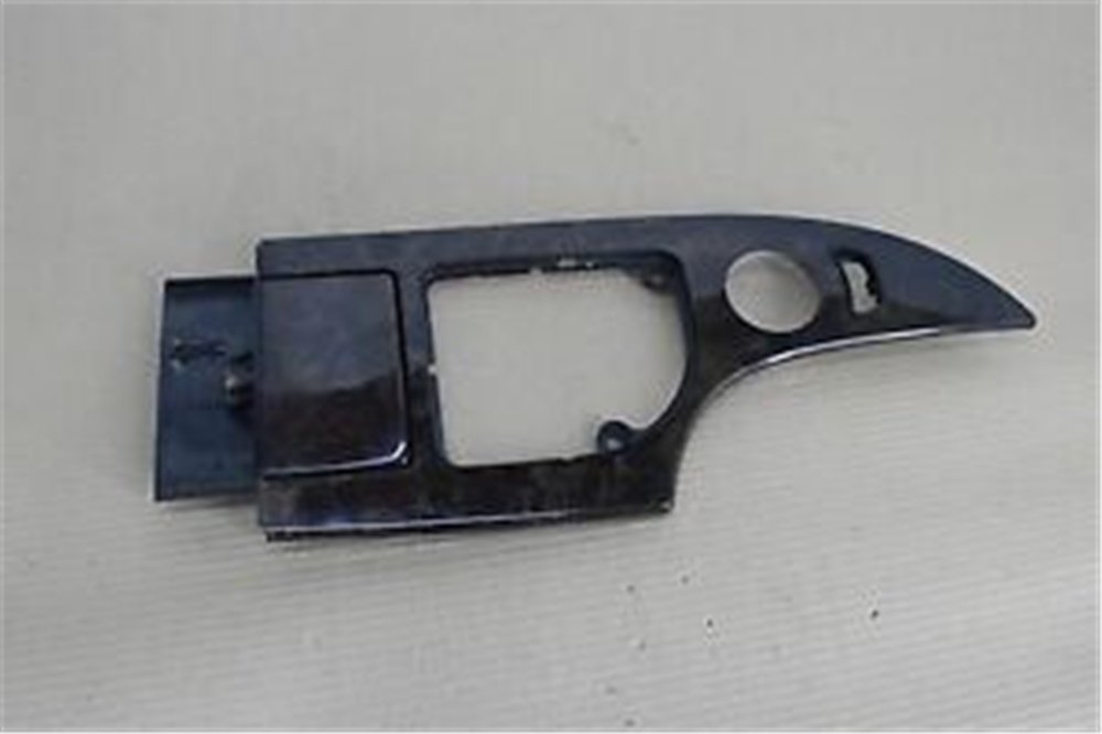 ORTA KONSOL KAPLAMASI E60 BMW 51166951130