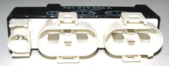 Fan Kontrol Ünitesi T4 Hepsine - Klimalı 701919506A