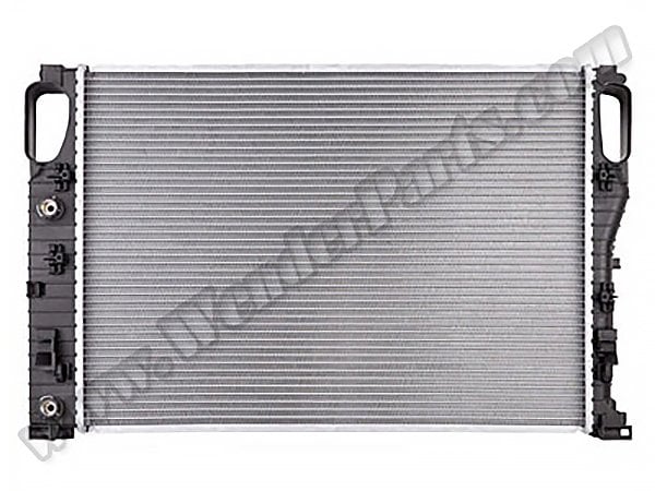 Motor Su Radyatörü W211 [OM642] Man/Şanz (Klimalı) - 2115003402