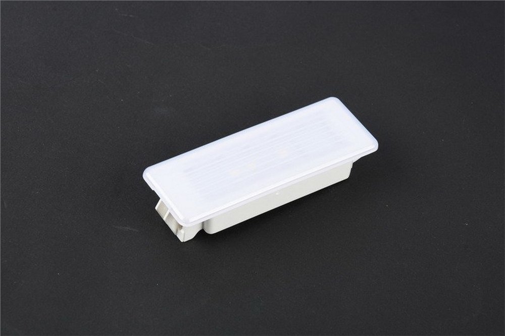 AYAK BÖLME AYDINLATMASI BMW LED F20,F21,F22,F23,F45,F46,F87,F30,F31,F34,F35,F80,F32,F33,F36,F82,F83,F07,F10,F11,F18,F01,F02,F48,F25,F26,İ3 63319242161