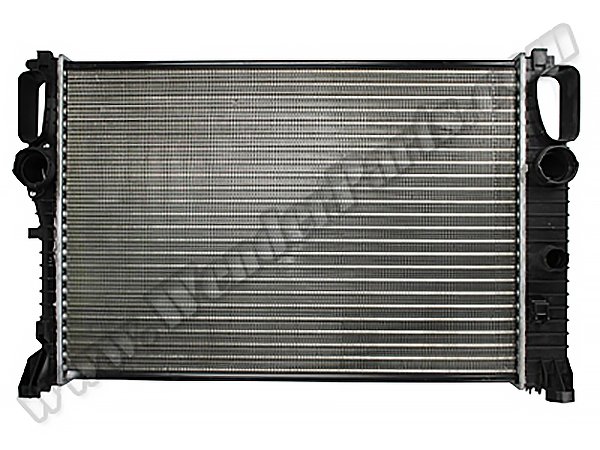 Motor Su Radyatörü W211 [M113 M272 OM647] Otm/Şanz (Klimalı) - 2115003102