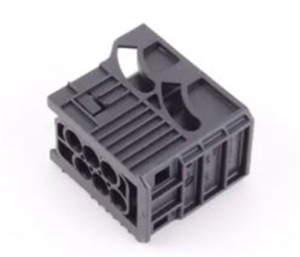 YAKIT POMPA SOKETİ BMW 61131387190