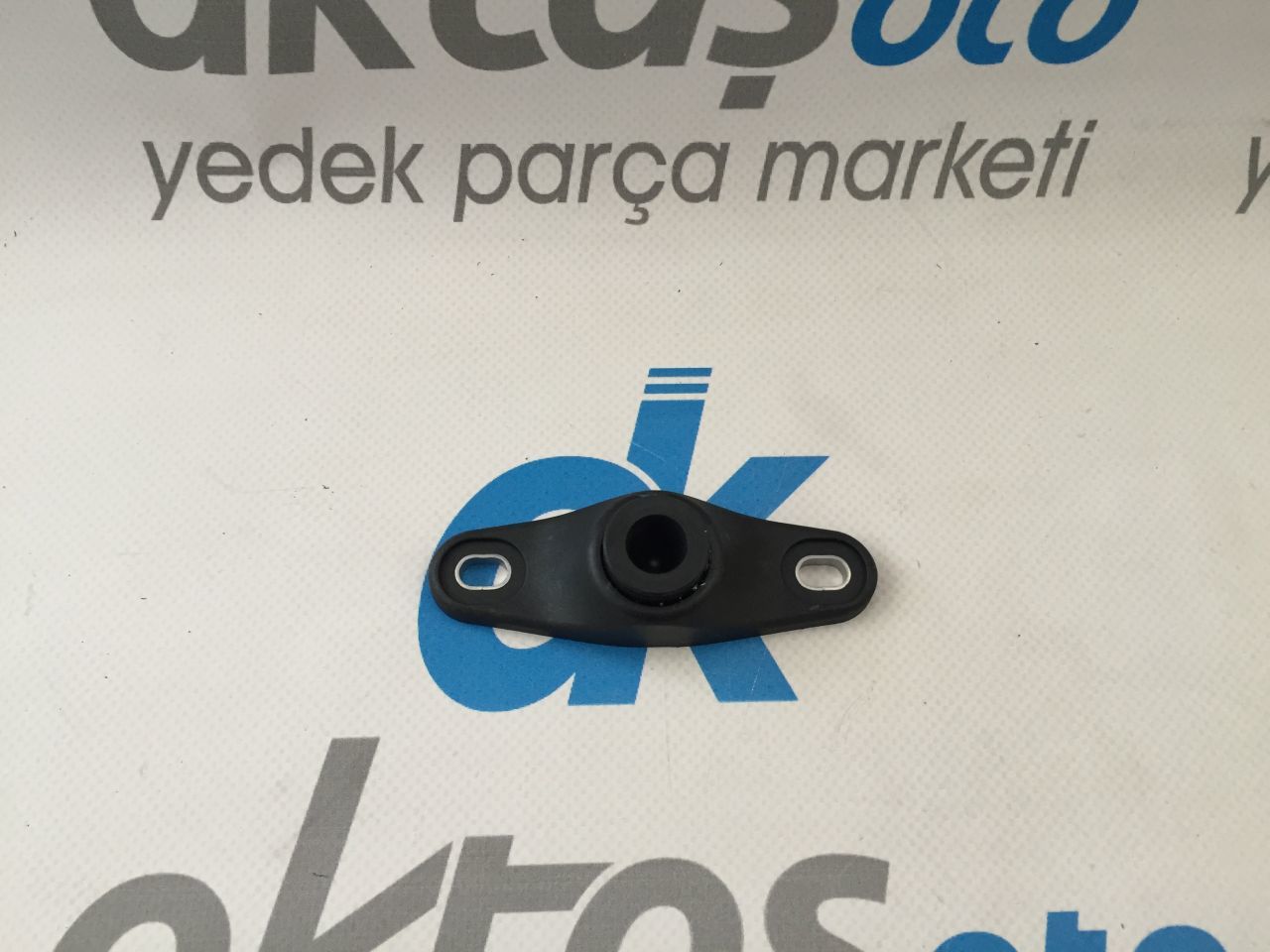 SÜRGÜLÜ KAPI SABİTLEME PİMİ ALT KARŞILIĞI FİORİNO