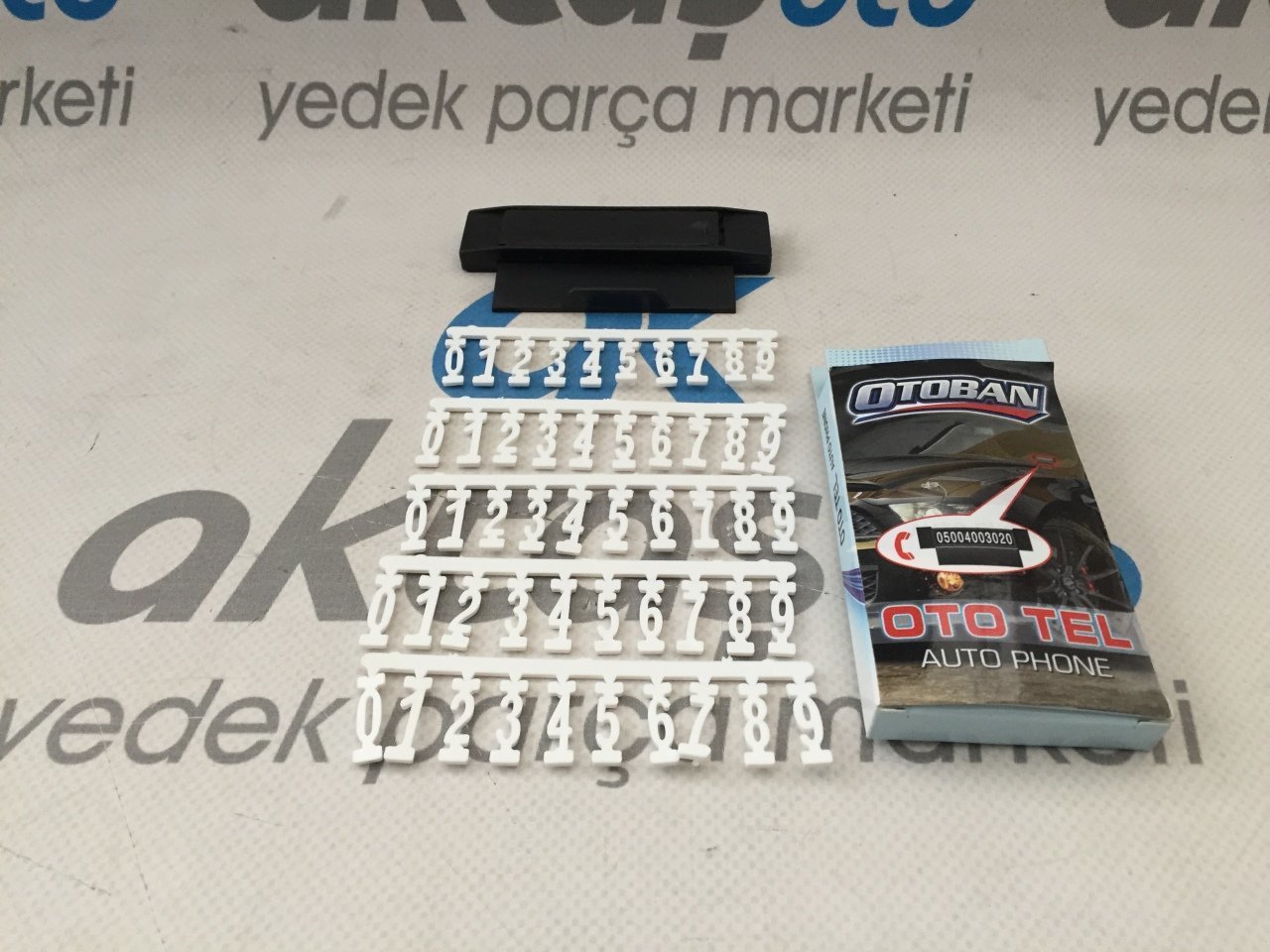 Oto Tel Cam Önü