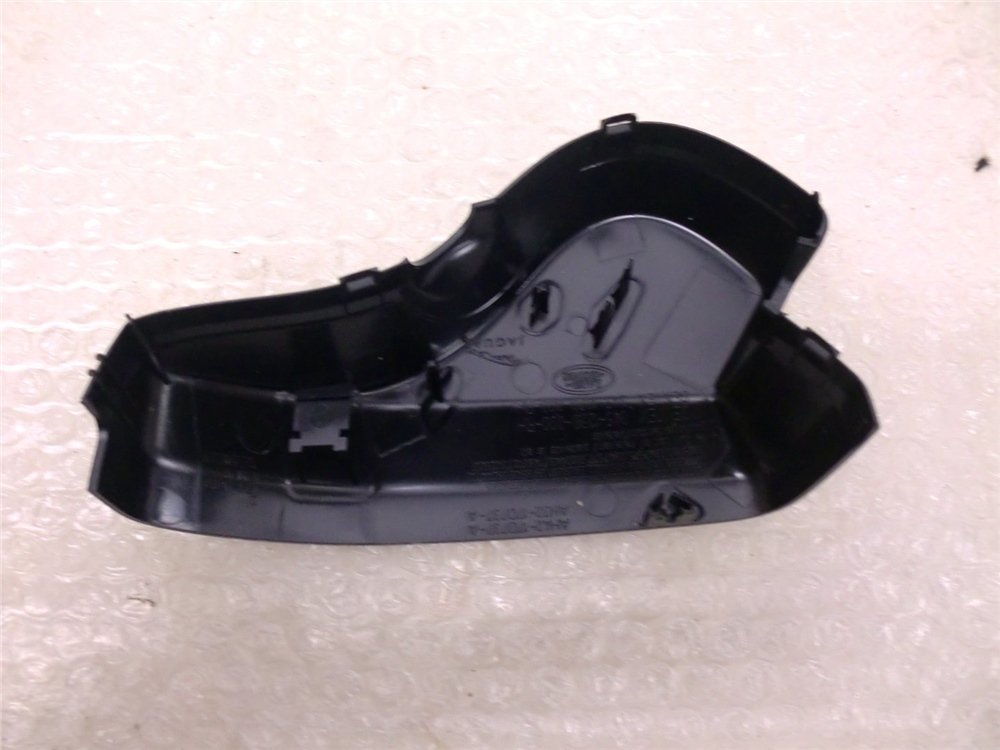 YAĞMUR SENSÖR KAPAĞI/R DISCO.4 LAND ROVER LR018798