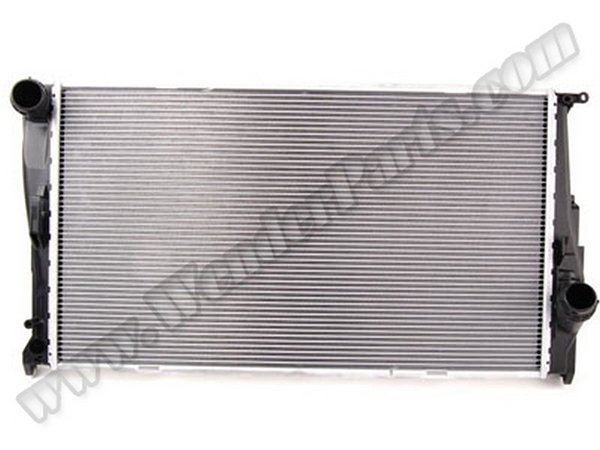 Motor Su Radyatörü E84 E90 E92 [N20 N54 N55] Man/Şanz (Klimalı) - 17117558480