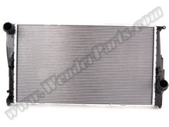 Motor Su Radyatörü E84 E90 E92 [N20 N54 N55] Man/Şanz (Klimalı) - 17117558480