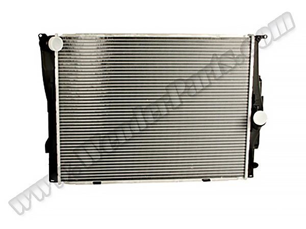 Motor Su Radyatörü E87 E90 [N45 N46] Man/Şanz (Klimalı) - 17117553111