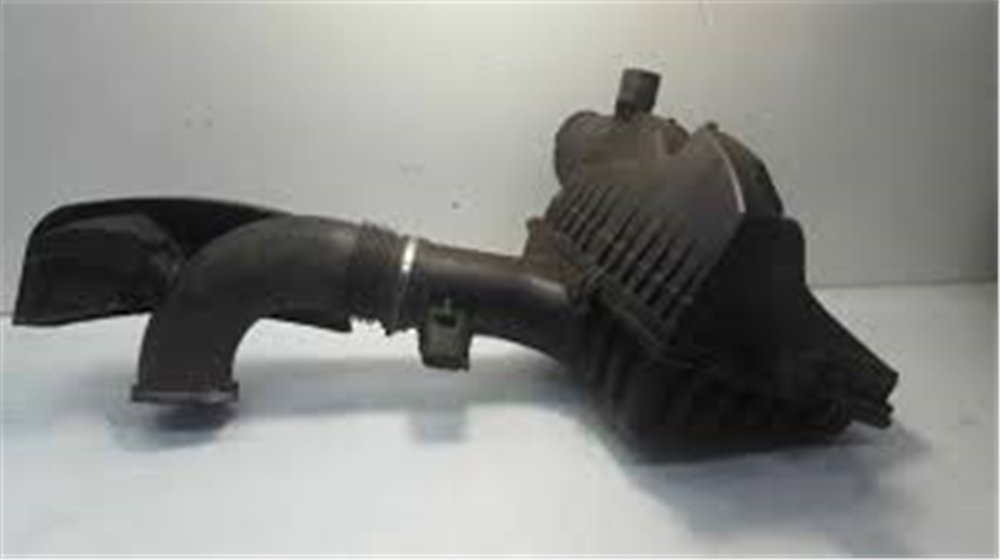 HAVA FİLTRE KABI E60/63/64/650 BMW 13717567166