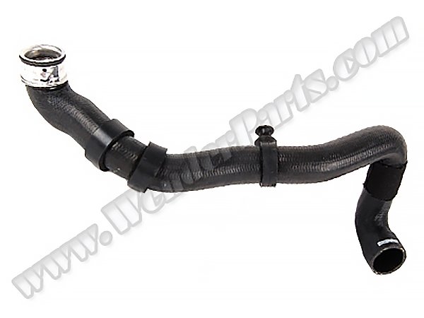 Radyatör Hortumu W203 [M111] Alt (Sağ) - 2035012882