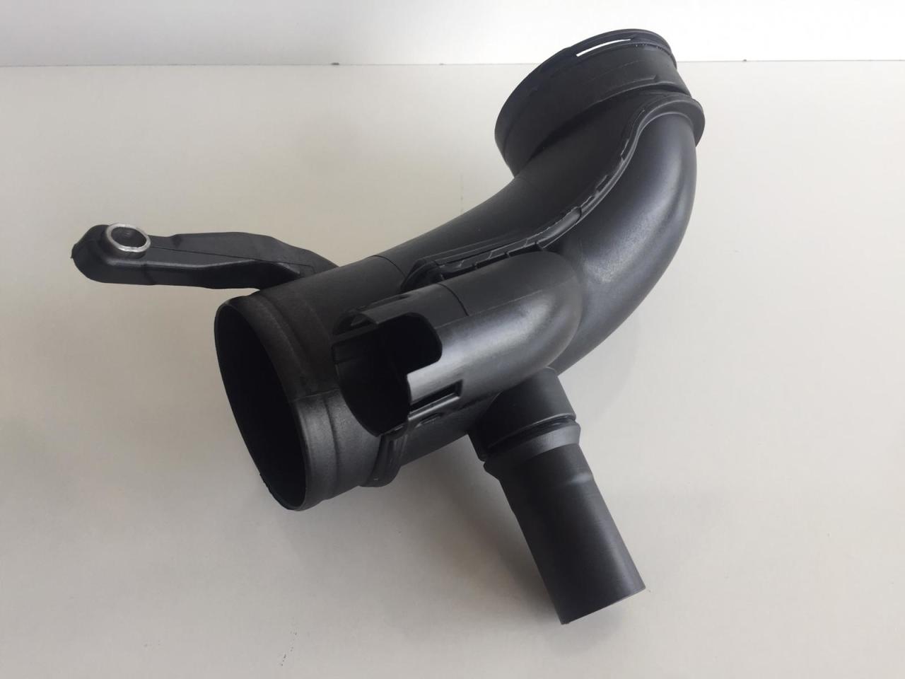Turbo Hava Girişi Hortumu Bmw F10-F11 2009-2017 13718512249 8512014 13718512249