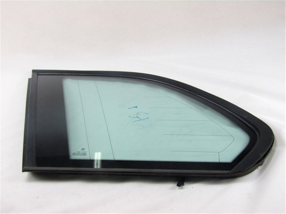 CAM BAGAJ E53/L YEŞİL BMW 51368402619
