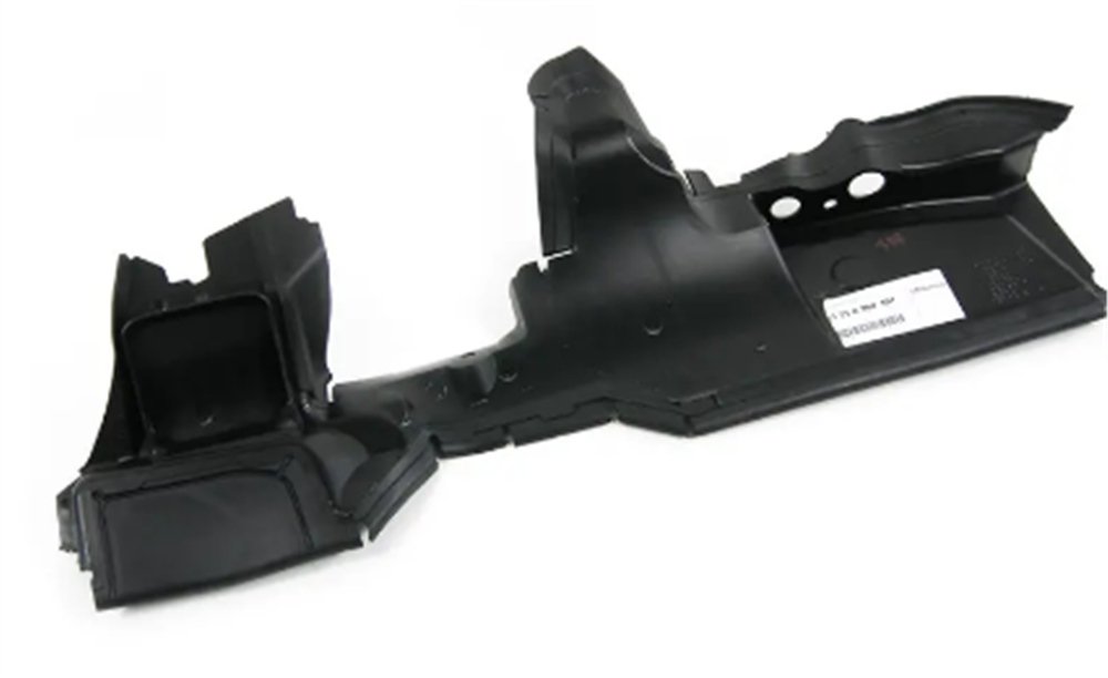 RADYATÖR YAN BAKALİTİ X5/L 3.0/3.0d BMW 51718264181