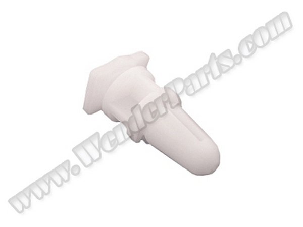 Marşpiye Kaplama Klipsi E34 E39 - 51471928808