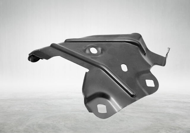 Çamurluk Braketi X1:F48+LCI Ön İç Sol Orta; Üst