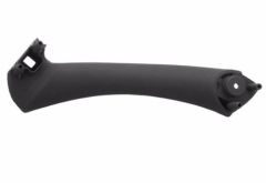 KAPI TUTAMAĞI E90+LCI ARKA SOL (SİYAH)