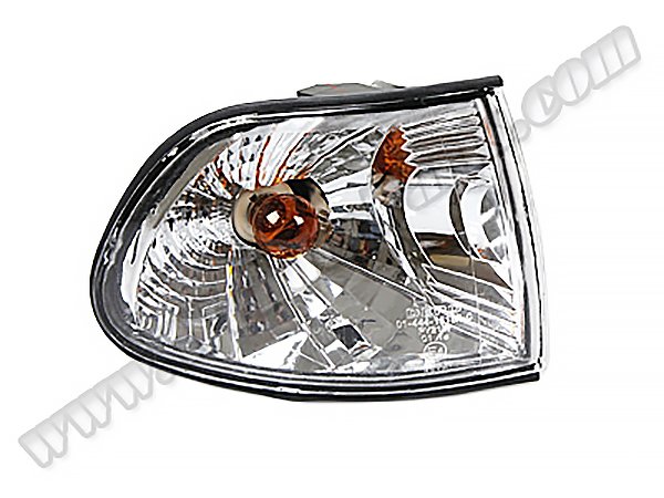 Sinyal E38 Sağ; (Kristal Beyaz) 1994-98 - ---