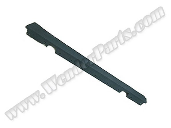 Marşpiye Kaplaması E90-LCI Sağ - 51777202654