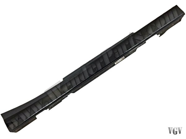 Marşpiye Kaplaması F20+LCI Sağ - 51777293554