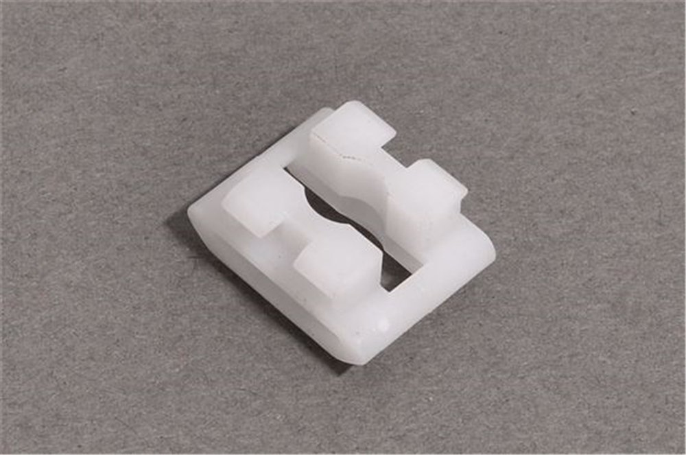 KLİPS LAND ROVER DYF500010