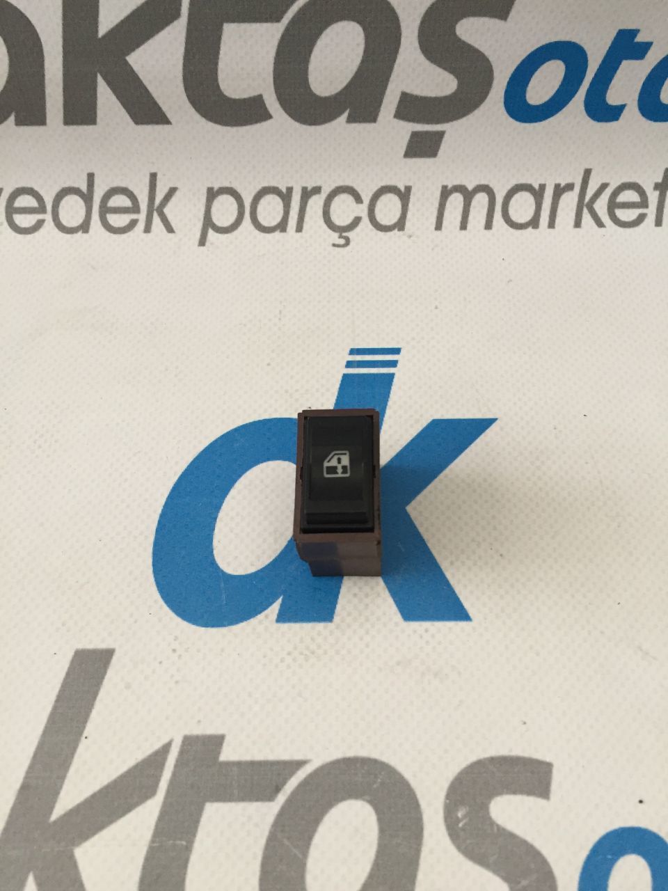 CAM DÜĞMESİ SAĞ TEKLİ DOĞAN SL