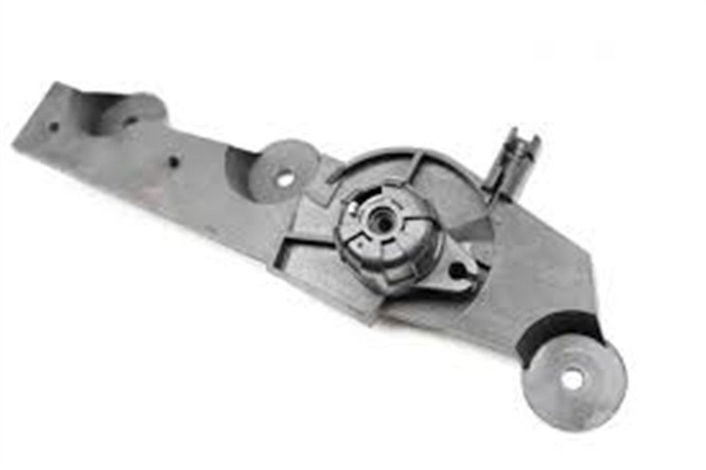 KAPUT AÇMA BRAKETİ E60 BMW 51439143458