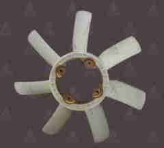 Pervane Radyatör Fan Pıckup 06=> Navara 21060Eb070