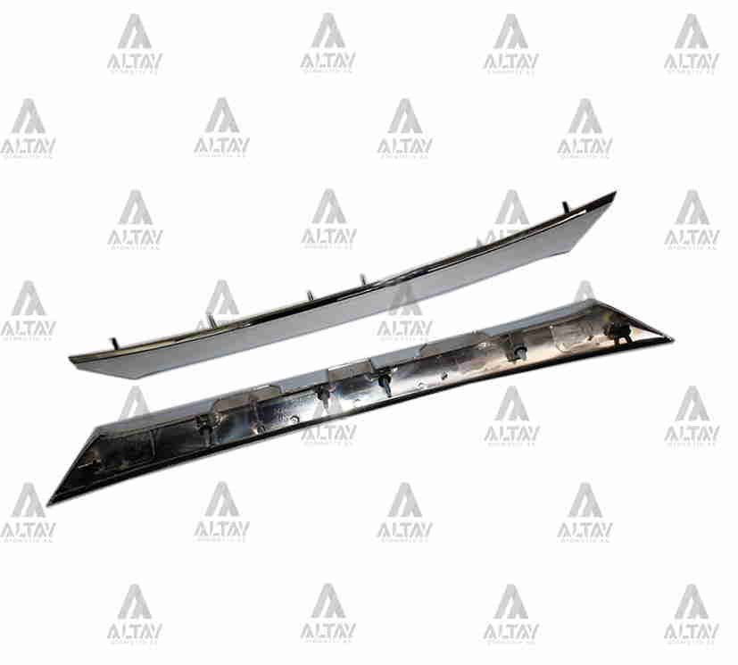 Plaka Bakaliti Bagaj Kapak Corolla  13-18 Krom 7680102A91