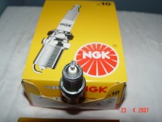 BUJI COROLLA 92-06 / YARIS 99-06 / AVENSIS 03-08 / AURIS 06- 1.4 90919-01165