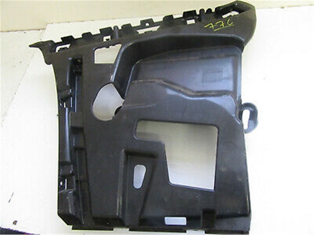 TAMPON BRAKETİ F30/L ARKA LCİ BMW 51127384465