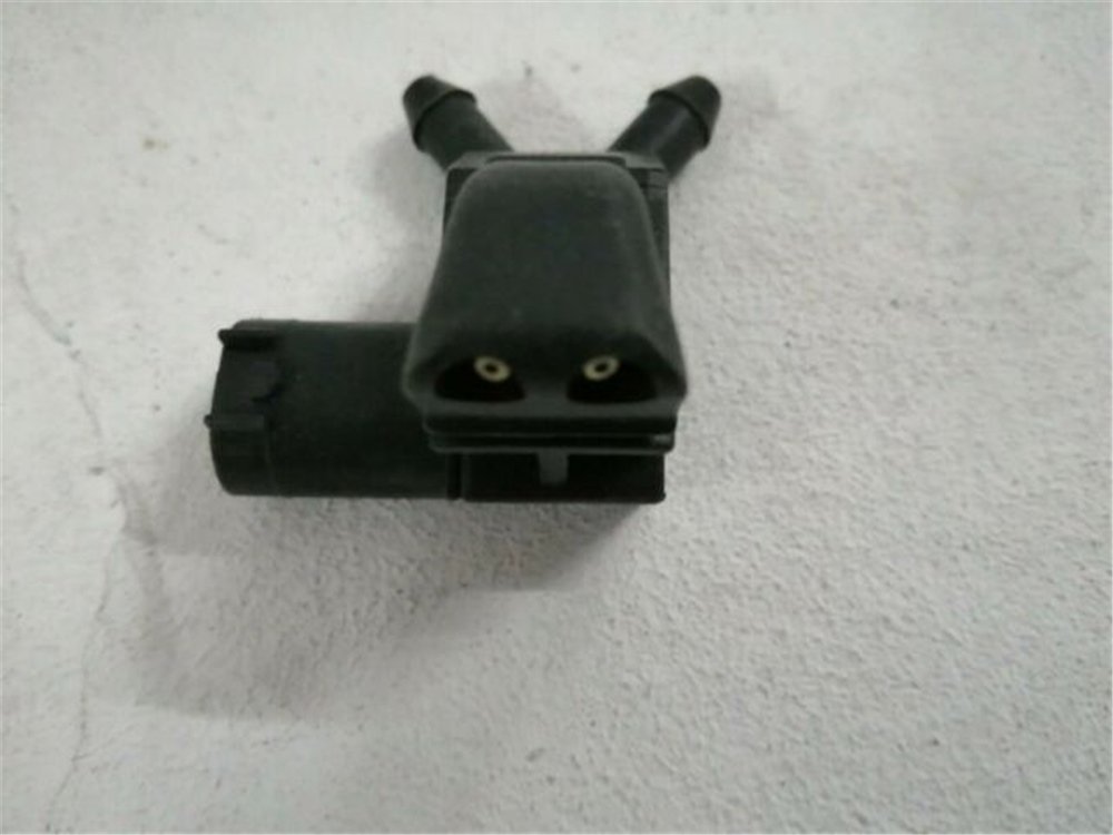 SU FISKİYE MEMESİ E38 ÇİFT ÇIKIŞ BMW 61668364443