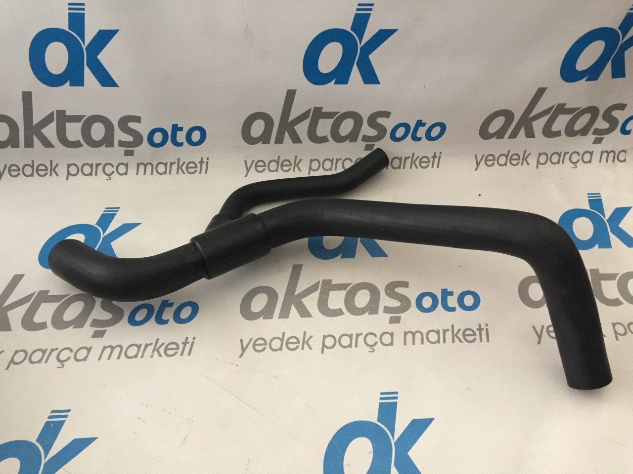 RADYATÖR ALT HORTUMU PALİO SİENA 96 2002