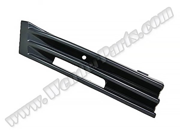 Tampon Çeki Kapağı W202 Ön Sağ 1993-97 - 2028800405